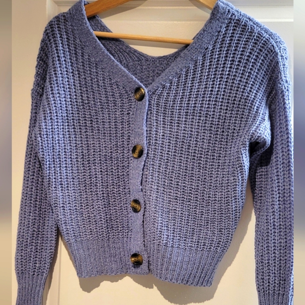 Crop sweater